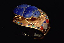 King Tut's bracelet with scarab, Cairo Museum, Egypt