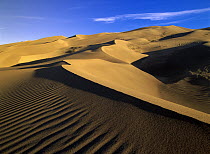 750 foot tall sand dunes, tallest in North America, Great Sand Dunes National Monument, Colorado