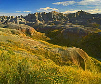Eroded buttes and prairie in Badlands National Park, South Dakota