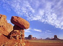 Mushroom Rock in Monument Valley Najavo Tribal Park, Arizona