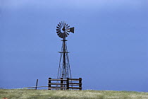 Windmill producing electric energy, Colorado