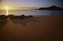 Sunrise on Observation Beach, Abel Tasman National Park, New Zealand