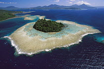 Coral reefs and islands, Kimbe Bay, West New Britain Island, Papua New Guinea