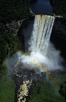 Kaieteur Waterfall on the Potaro River, highest waterfall, Guyana