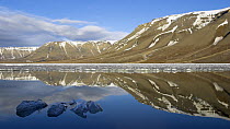 Isdammen Lake, Adventdalen, Svalbard, Norway