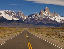 Road to Cerro Torre and Mount Fitzroy crosses dry pampa, Los Glaciares National Park, Patagonia, Argentina