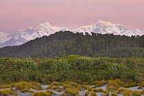 Southern Alps seen from Gillespie's Beach, South Island, New Zealand
