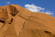 Tourists climbing Ayers Rock, Uluru-kata Tjuta National Park, Northern Territory, Australia