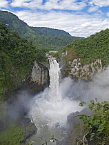 San Rafael Falls, Cayambe Coca Ecological Reserve, Ecuador