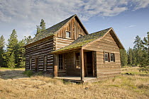 Whitcomb-Cole Hewn Log House is an example of early pioneer homes built in the 1890's, Conboy Lake National Wildlife Refuge, Washington
