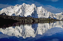 Campsite, Makalu, Chomolonzo Peak, Khama Valley, Tibet