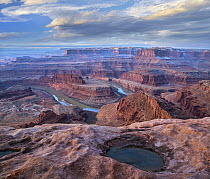 Colorado River from Deadhorse Point overlooking Canyonlands National Park, Utah