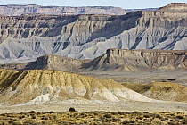 Buttes and ridges in desert, Henry Mountains, Colorado Plateau, Utah