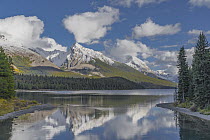 Maligne Lake and Samson Peak, Jasper National Park, Alberta, Canada