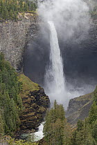 Helmcken Falls, Murtle River, Wells Gray Provincial Park, British Columbia, Canada
