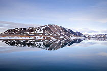 Coastal mountains, Heclahamna, Sorgfjorden, Svalbard, Norway