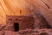 Indigenous ruins, Defiance House, Lake Powell, Glen Canyon National Recreation Area, Utah