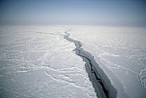 Pressure ridges and lead in Arctic Ocean, Canada