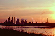 BP oil refinery, Firth of Forth, Grangemouth complex, Scotland.