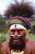 Huli man in traditional dress at ceremony, Mount Hagen, Papua New Guinea 1991.