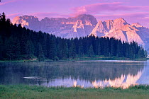 Lago Misurina and Mount Sorapis at sunrise, Italian Dolomites, Europe