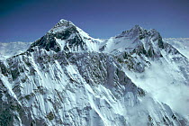 Aerial view of Mount Everest, Nuptse ridge in foreground, Himalayas, Nepal