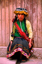 Indian lady in traditional dress, near Cusco,Peru, South America