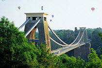 Clifton Suspension Bridge and hot air balloons Bristol, Avon, UK