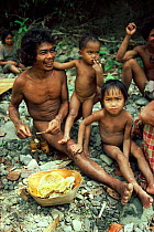 Villagers with honeycomb, Palawan, Philippines