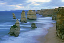 Twelve apostles rock formations, Port Campell NP, New South Wales, Australia