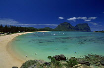 Lagoon beach, Mt Lidgbird and Gower, Lord Howe Island World Heritage site, New South Wales, Australia