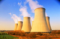 Cooling towers of coal fired Ratcliffe on Soar Power Station, Nottinghamshire UK 1996
