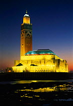 Hassan II Mosque illuminated at sunset, Casablanca, Morocco, North Africa
