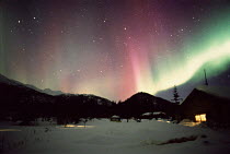 Y-10603 Northern lights / Aurora borealis over houses, Brooks Range, Alaska USA