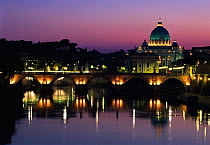 St. Peters Basilica San Pietro (Vatican City) at sunset, Rome, Italy