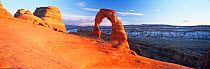 Panoramic view of Delicate Arch and the La Sal mountains, Arches NP, Utah, USA