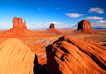 The 'Mittens', Monument Valley Navajo Tribal Park, Arizona, USA