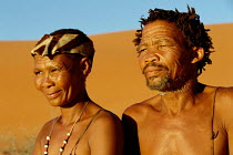 San bushmen couple, near Kalahari Gemsbok NP, South Africa