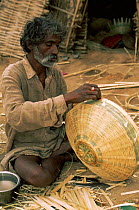 Basket maker, near Bandhavgarh NP, Madhya Pradesh, India