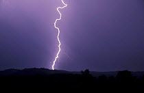 Single lightning strike, Dordogne, France