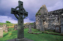 Kildalton celtic cross and churchyard, Islay, Inner hebrides, Scotland, UK