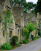 Medieval cottages, Arlington Row, Bibury, Cotswolds, Gloucestershire, UK 2003