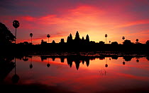 Angkor Wat temple at sunset, Angkor World Heritage Site, Siem Reap, Cambodia