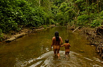 Huaorani indians, indigenous rainforest tribe, Napo Province, Ecuador