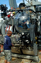 Pre-dive tests on the deep sea submersible Johnson Sealink II, Atlantic