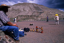 Souvenir seller. Pyramid of the Sun, Teotihuacan - Aztec archaeological site. Mexico.