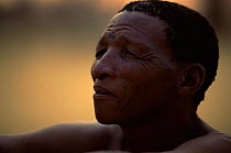 Jo / Hoan bushman portrait, Bushmanland, Namibia. 1996