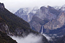 Yosemite Valley and the Bridalveil Falls, Yosemite NP, California, USA