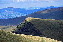 View from Pen Y Fan to Fan Y Big, Brecon Beacons NP, Powys, Wales, UK