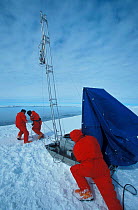"CTD" (instrument for collecting water samples from all water depths) at work 50 km from the ice floe base. ISPOL (ICE Station Polarstern) Expedition 2004/2005 from Alfred Wegener Institute; Bremerhav...